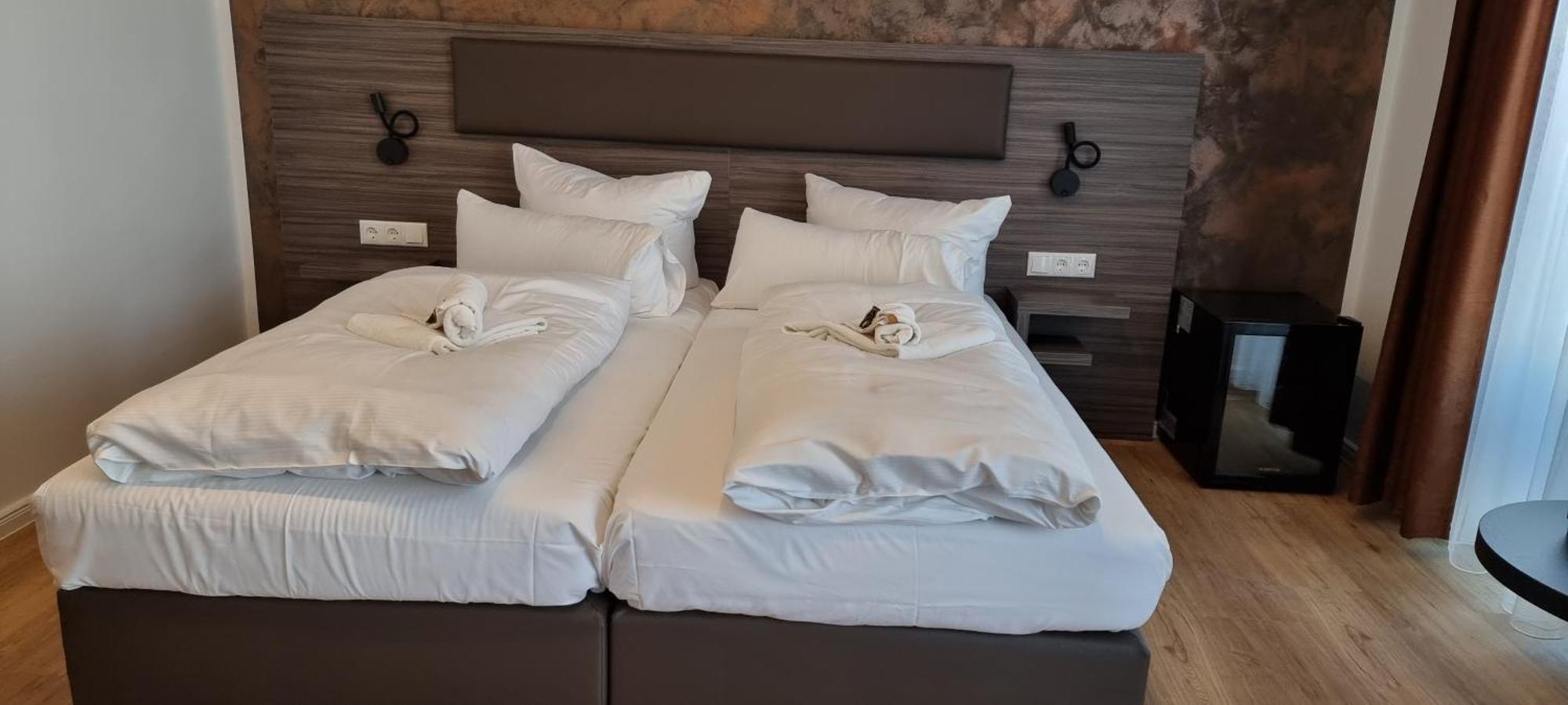Central Hotel & Lounge Adult Only جوسلار المظهر الخارجي الصورة