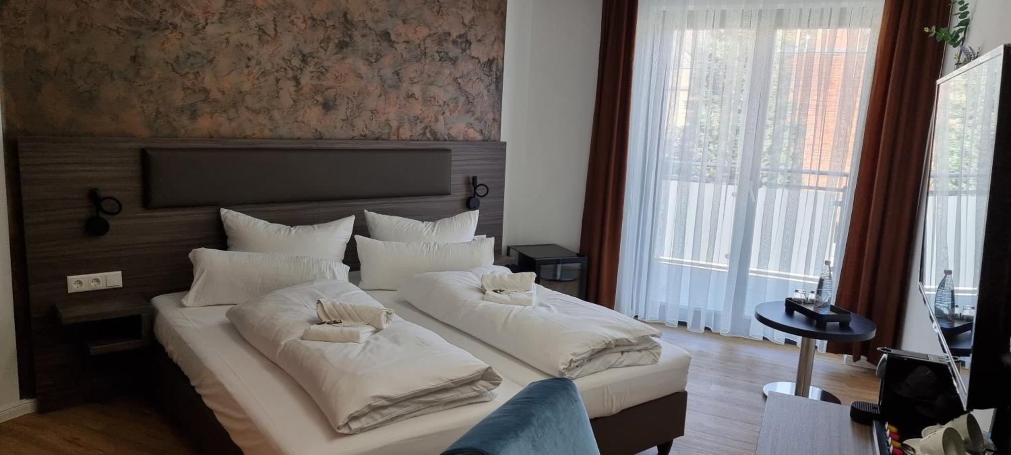 Central Hotel & Lounge Adult Only جوسلار المظهر الخارجي الصورة